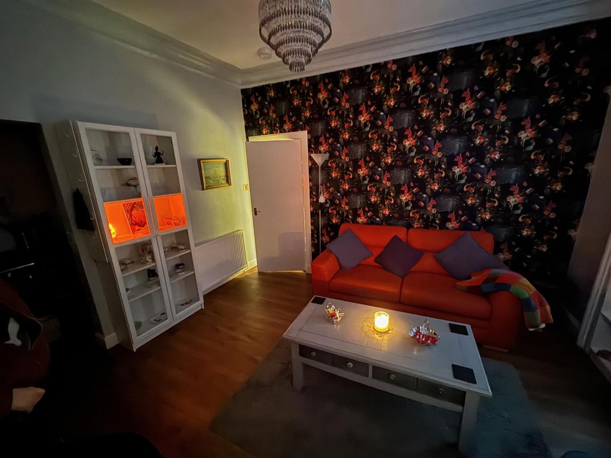 Edinburgh Two Bedroom Apartment With Free Side Street Parking 24 Hours Eksteriør bilde